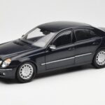 Mercedes E-Class W211 Azul Metálico Kyosho 1:18 B66962147