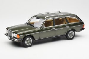Mercedes 230T W123 T-Model Verde Metalizado Norev 1:18 183730