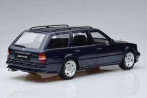 Mercedes E36 AMG S124 Azul Otto 1:18 OT753 Resina - imagem 2 de 6