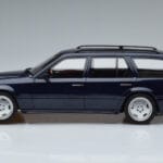 Mercedes E36 AMG S124 Azul Otto 1:18 OT753 Resina - image 3 of 6