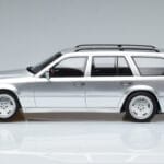 Mercedes E36 AMG S124 Prata Otto 1:18 OT889 Resina - image 3 of 6