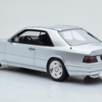 Mercedes E36 AMG C124 Coupe Prata Otto 1:18 - image 5 of 6