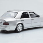 Mercedes E500 W124 Prata Otto 1:18 - image 2 of 6