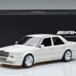 Mercedes E60 AMG W124 Branco Otto 1:18 - image 6 of 6