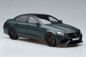 Mercedes E63 AMG Brabus 800 W213 Verde GT Spirit 1:18 GT208 Resina - imagem 4 de 6