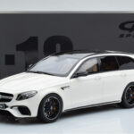 Mercedes AMG E63 S S213 T-Model Branco GT Spirit 1:18 - image 6 of 6