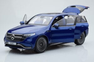 Mercedes EQC 400 Brilliant Azul NZG 1:18 B66963757 Metal - imagem 2 de 8
