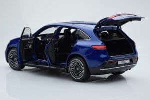 Mercedes EQC 400 Brilliant Azul NZG 1:18 B66963757 Metal - imagem 7 de 8