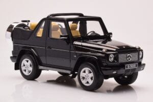 Mercedes G500 W463 Cabriolet Obsidian Preto Otto 1:18 OT1040 Resina - imagem 4 de 6