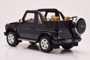 Mercedes G500 W463 Cabriolet Obsidian Preto Otto 1:18 OT1040 Resina - imagem 5 de 6