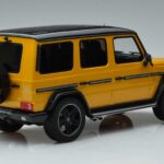 Mercedes AMG G63 W463 Crazy Color Solar Beam Edição Concessionário GT Spirit 1:18 B66961012 Resina - image 2 of 6