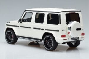 Mercedes AMG G63 W463 Branco GT Spirit 1:18 KJ038 Metal - imagem 5 de 6