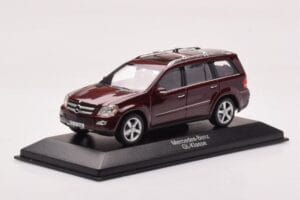 Mercedes GL X164 Cornalina Vermelho Minichamps 1:43 B66962226 Metal - imagem 2 de 4