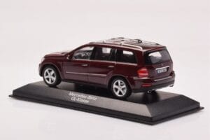 Mercedes GL X164 Cornalina Vermelho Minichamps 1:43 B66962226 Metal - imagem 3 de 4