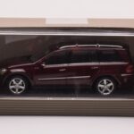 Mercedes GL X164 Cornalina Vermelho Minichamps 1:43 - image 4 of 4