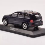Mercedes GL X164 Tanzanite Azul Minichamps 1:43 - image 3 of 4