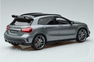 Mercedes AMG GLA 45 X156 Edição Concessionário GT Spirit 1:18 B66960467 Resina - imagem 2 de 6