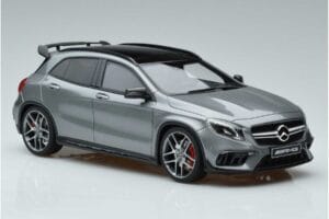 Mercedes AMG GLA 45 X156 Edição Concessionário GT Spirit 1:18 B66960467 Resina - imagem 4 de 6