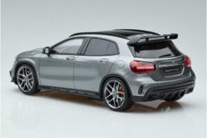 Mercedes AMG GLA 45 X156 Edição Concessionário GT Spirit 1:18 B66960467 Resina - imagem 5 de 6
