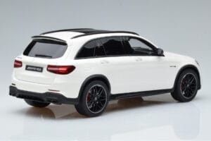 Mercedes GLC 63 AMG X253 Branco GT Spirit 1:18 B66965713 Resina - imagem 2 de 6
