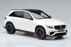Mercedes GLC 63 AMG X253 Branco GT Spirit 1:18 B66965713 Resina - imagem 4 de 6