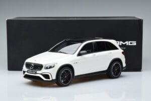 Mercedes GLC 63 AMG X253 Branco GT Spirit 1:18 B66965713 Resina - imagem 6 de 6