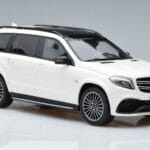 Mercedes AMG GLS63 X166 Branco GT Spirit 1:18 B66965709 Resina - image 4 of 6