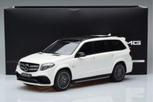 Mercedes AMG GLS63 X166 Branco GT Spirit 1:18 B66965709 Resina - imagem 6 de 6