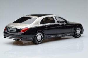 Mercedes Maybach S600 W222 Preto Prata GT Spirit 1:18 GT237 Resina - imagem 2 de 6
