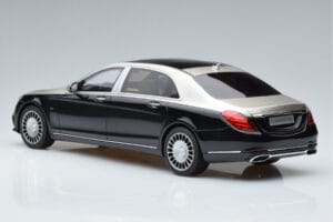 Mercedes Maybach S600 W222 Preto Prata GT Spirit 1:18 GT237 Resina - imagem 5 de 6