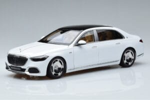 Mercedes Maybach S600 W222 V12 Biturbo Diamond Branco Almost Real 1:18 820116