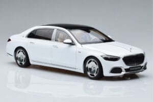 Mercedes Maybach S600 W222 V12 Biturbo Diamond Branco Almost Real 1:18 820116 Metal - imagem 6 de 11