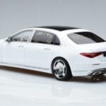 Mercedes Maybach S600 W222 V12 Biturbo Diamond Branco Almost Real 1:18 - image 7 of 11