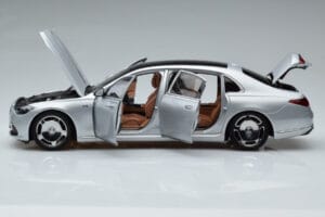 Mercedes Maybach S600 W222 V12 Biturbo Hightech Prateado Almost Real 1:18 820118 Metal - imagem 4 de 12