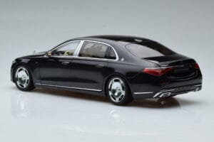 Mercedes Maybach S600 W222 V12 Biturbo Obsidian Preto Almost Real 1:18 820115 Metal - imagem 7 de 11