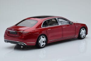 Mercedes Maybach S600 W222 V12 Biturbo Patagonia Vermelho Almost Real 1:18 820119 Metal - imagem 3 de 10