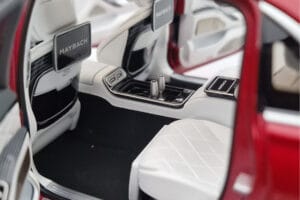Mercedes Maybach S600 W222 V12 Biturbo Patagonia Vermelho Almost Real 1:18 820119 Metal - imagem 9 de 10