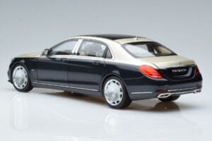 Mercedes Maybach S650 X222 Azul Prata Norev 1:18 B66960615 Metal - imagem 6 de 7