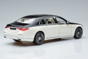 Mercedes Maybach S680 X223 Branco Norev 1:18 B66961424 Metal - imagem 3 de 7