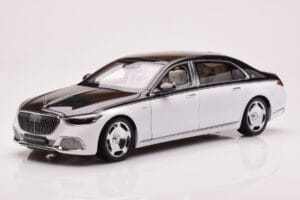 Mercedes Maybach S680 W223 Obsidian Preto Diamond Branco Almost Real 1:18 820121