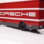 Mercedes O317 Porsche Transporter Vermelho CMR 1:18 - image 3 of 12