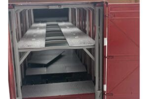 Mercedes O317 Porsche Transporter Vermelho CMR 1:18 CMR149 Metal - imagem 5 de 12