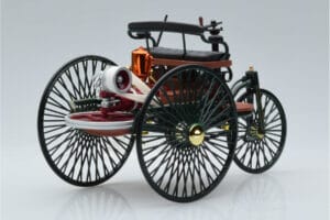 Mercedes Patent Motorwagen Verde Norev 1:18 183701 Metal - imagem 2 de 6