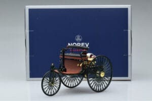 Mercedes Patent Motorwagen Verde Norev 1:18 183701 Metal - imagem 6 de 6