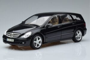 Mercedes R-Class W251 Obsidian Preto Minichamps 1:18 B66962325 Metal