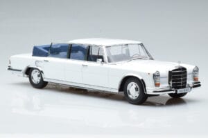 Mercedes 600 Pullman W100 Landaulet Branco KK-Scale 1:18 KKDC181184 Metal - imagem 4 de 6
