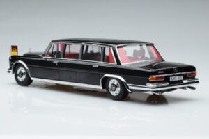 Mercedes 600 Pullman W100 W. Brandt G. Pompidou KK-Scale 1:18 KKDC181134 Metal - imagem 5 de 6