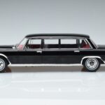 Mercedes 600 LWB Pullman W100 Preto MCG 1:18 MCG18187 Metal - image 3 of 6