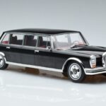 Mercedes 600 LWB Pullman W100 Preto MCG 1:18 MCG18187 Metal - image 4 of 6
