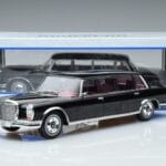 Mercedes 600 LWB Pullman W100 Preto MCG 1:18 MCG18187 Metal - image 6 of 6